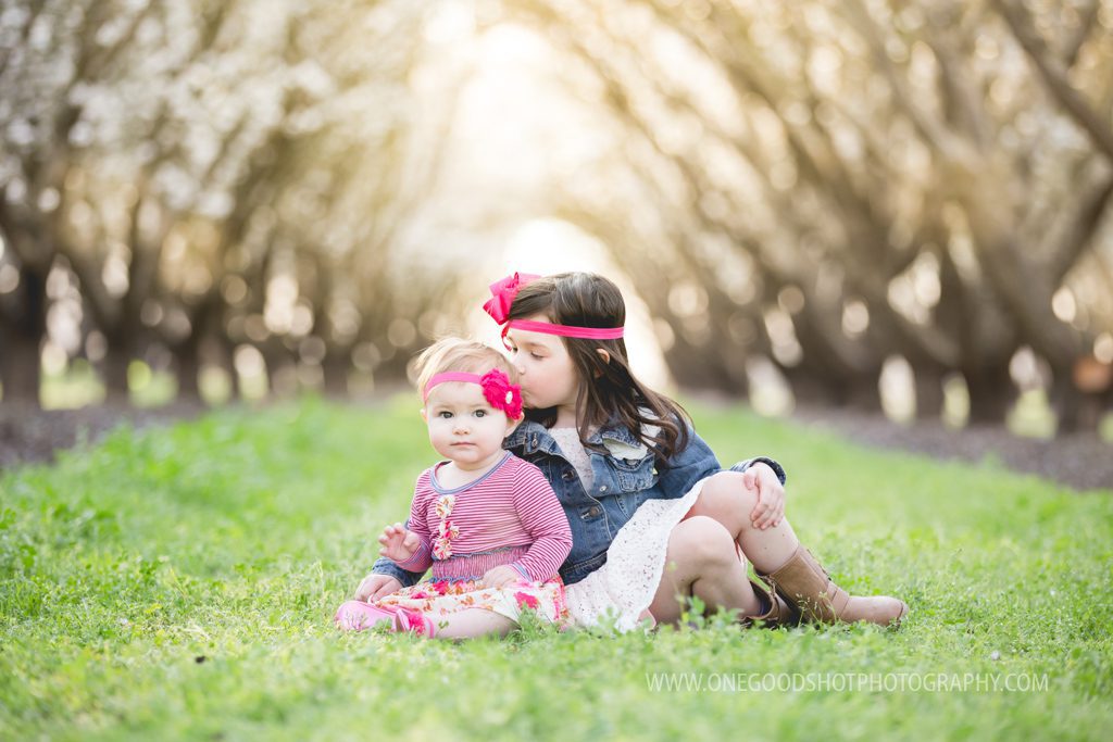 Sisters, Blossoms, Fresno Child Photographer