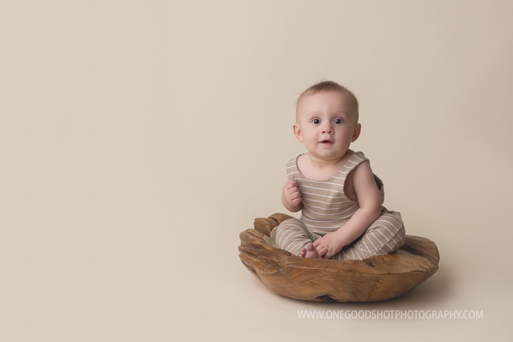fresno, baby, photographer, neutrals, 6 month old