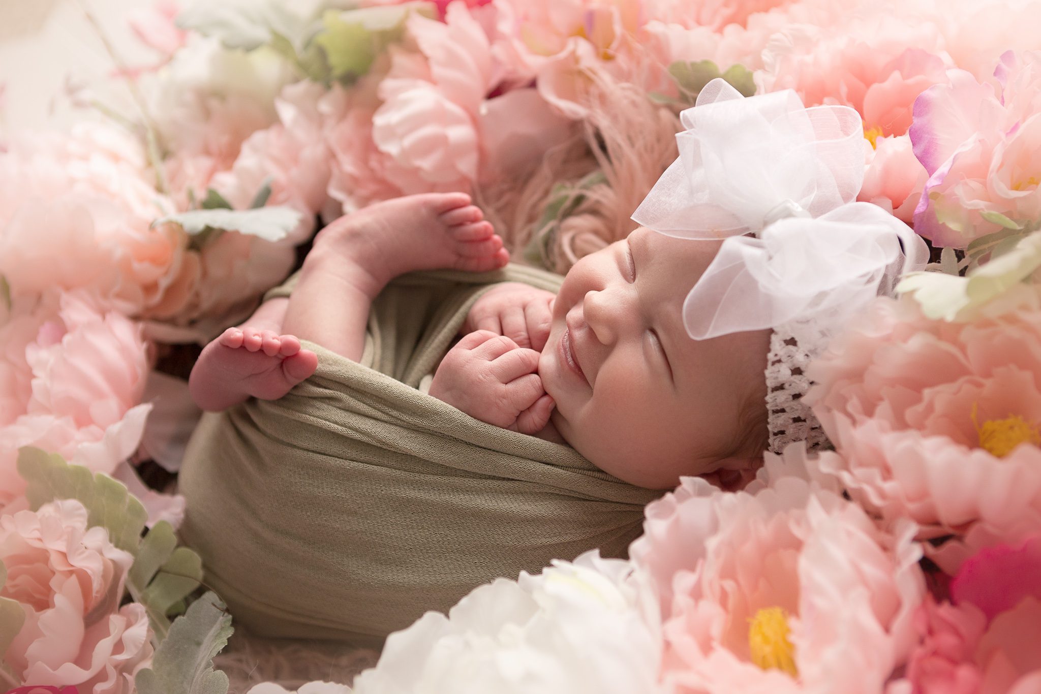 Newborn Photography, Fresno, Baby Girl, Floral