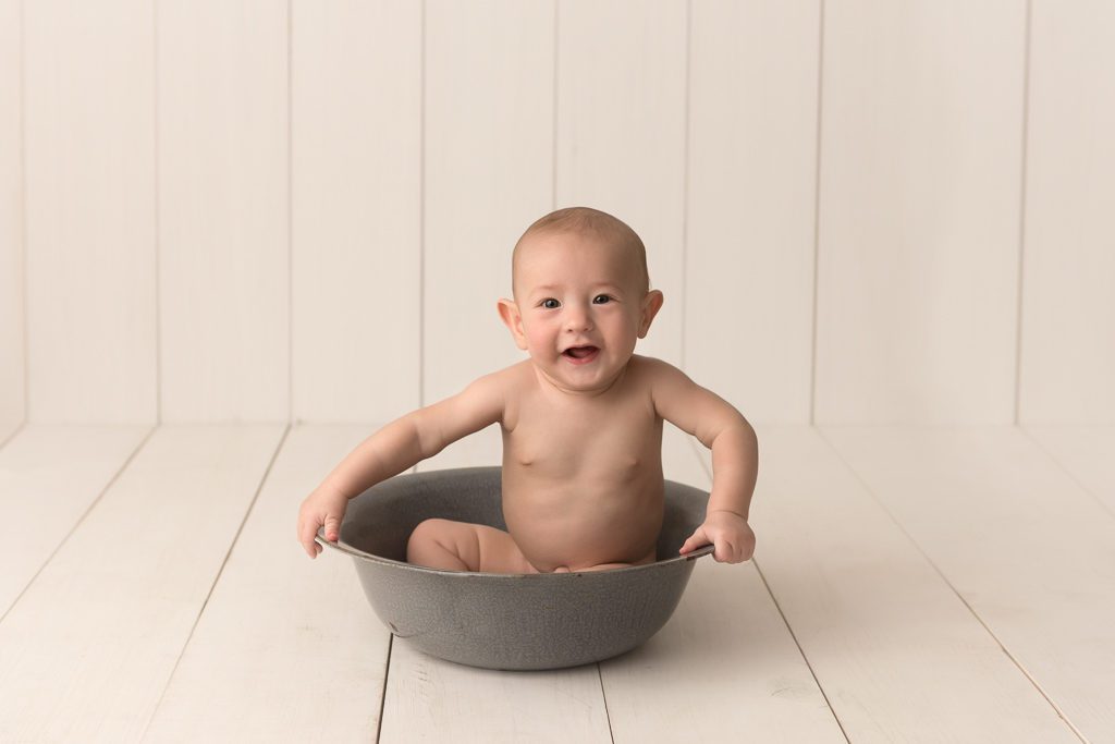 Fresno Baby Photographer, One Good Shot Photography, 6 Month Sitter Session, Baby Boy, Baby in a bowl, Naked baby