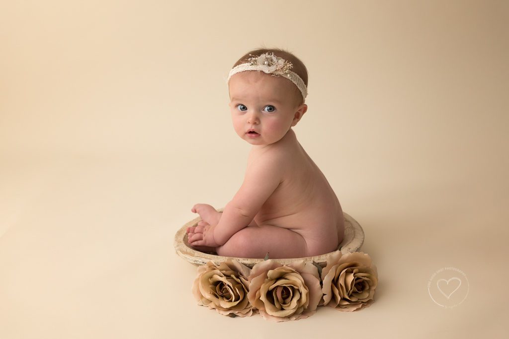 Baby photographer, fresno, Clovis, best baby photographer, natural baby, sitter session, milestone session, vintage, floral, baby in bowl