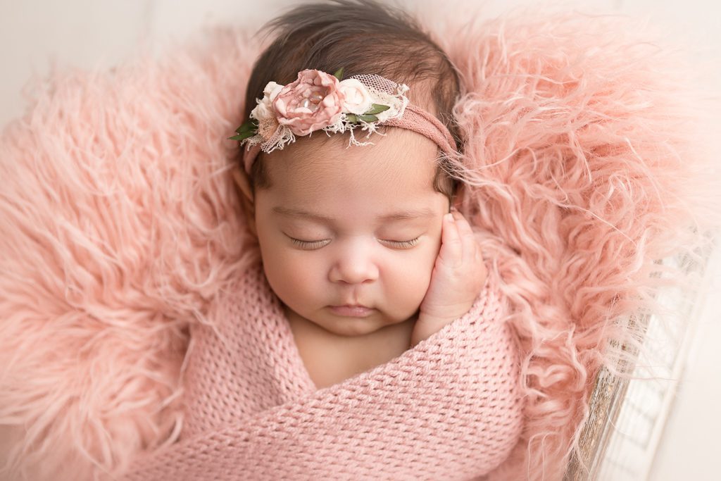newborn girl, sleeping, pink, floral, fresno, photographer