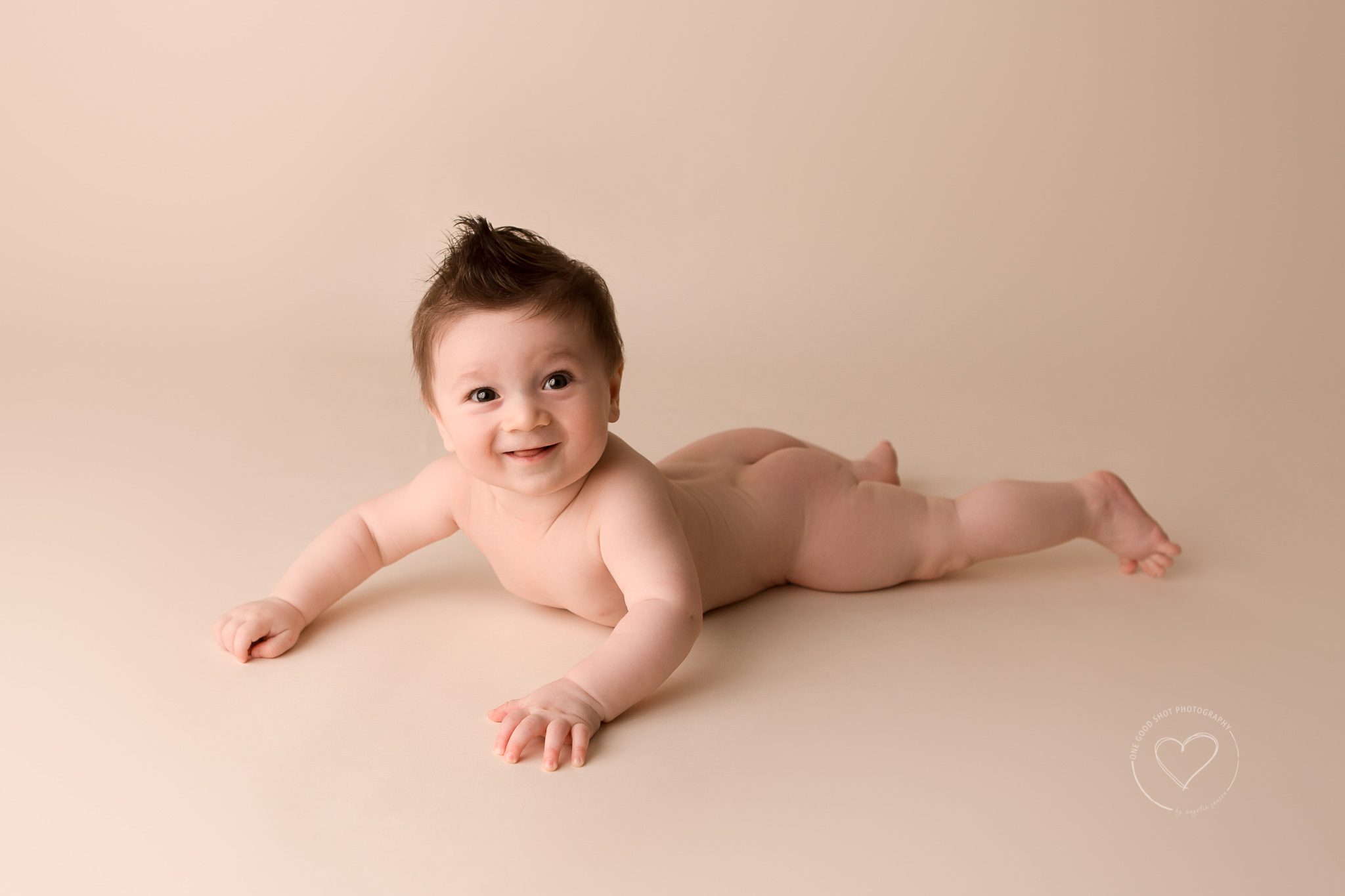 Baby Photographer Fresno, 6 month, sitter session, milestone, naked baby on tummy, smiling