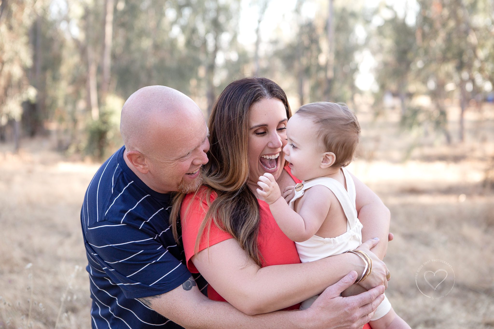 Fresno Family Photographer, Happy Family, Field, Mom, Dad, Baby laughing 