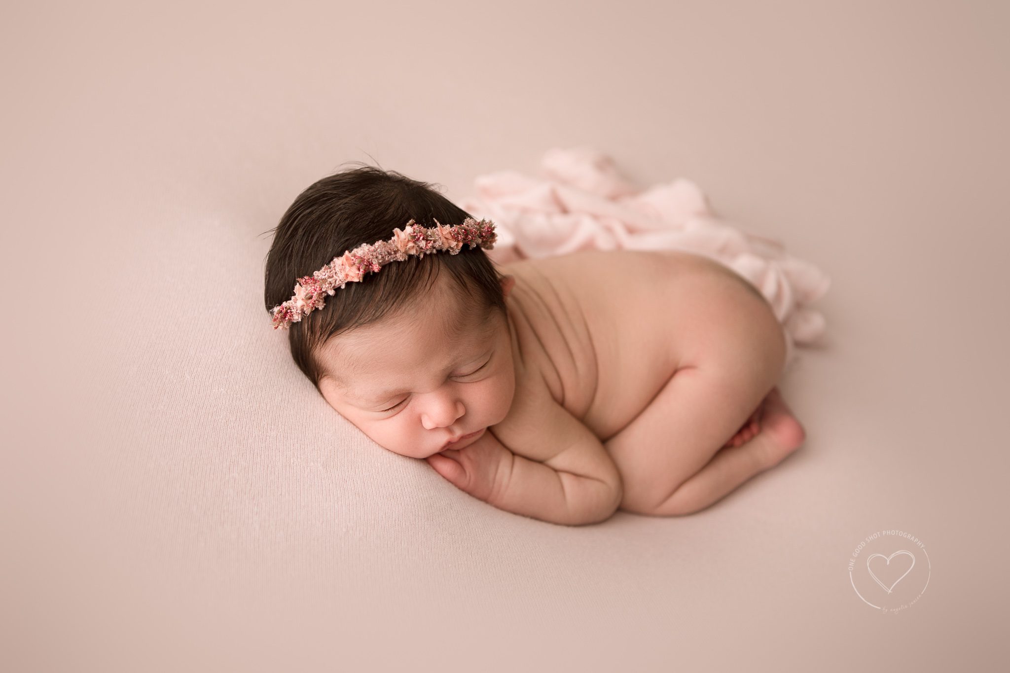 newborn girl photo, baby in bum up pose, pink, fresno, clovis