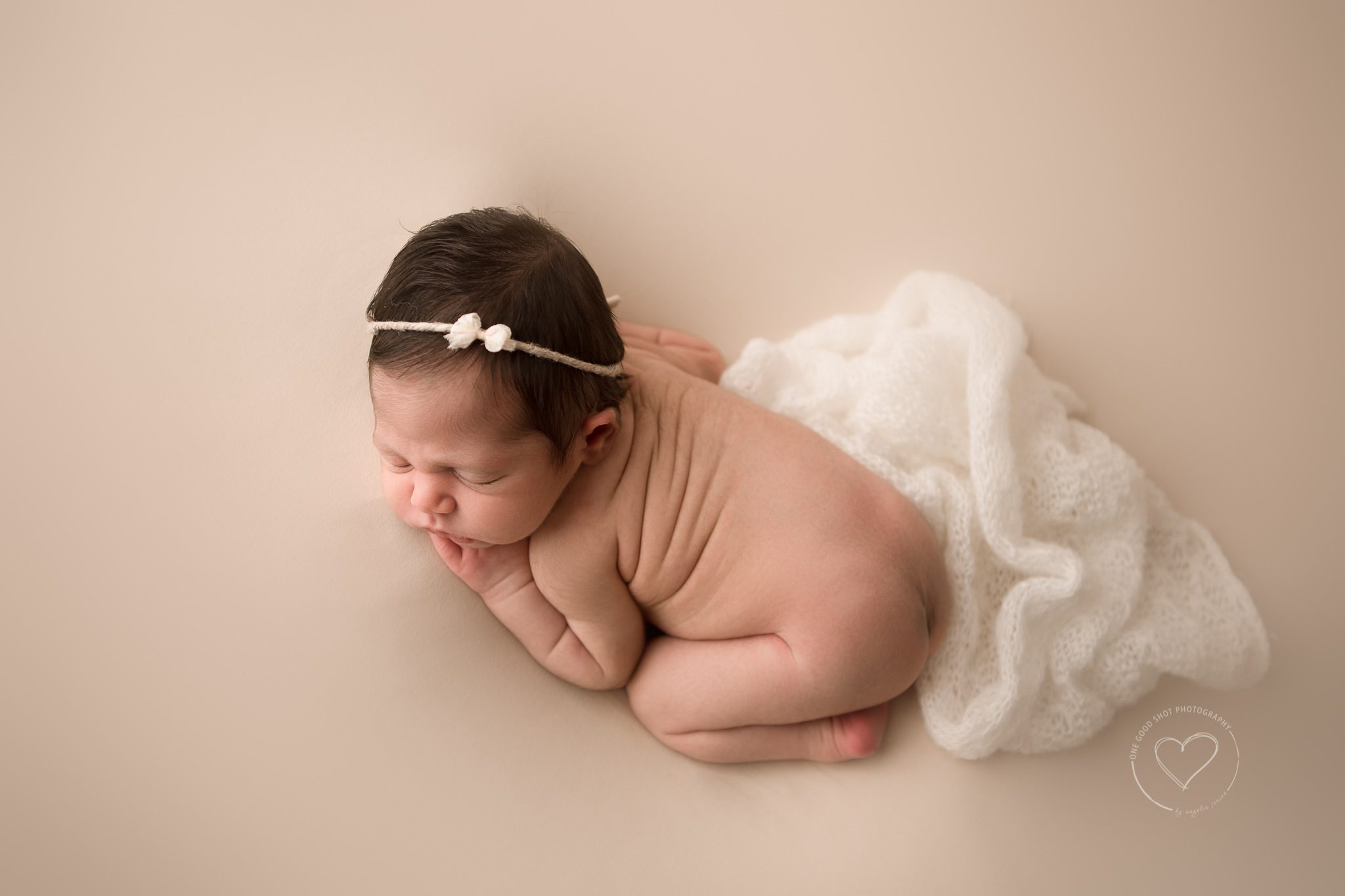 newborn girl photo, baby bum up pose shot from above, neutral colors, fresno, clovis, photographer, one good shot photography